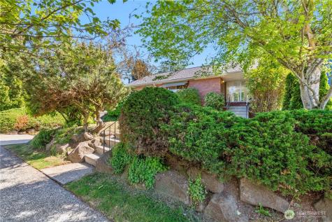 6542 43rd Avenue NE Seattle WA 98115