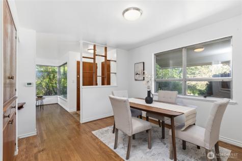 6542 43rd Avenue NE Seattle WA 98115