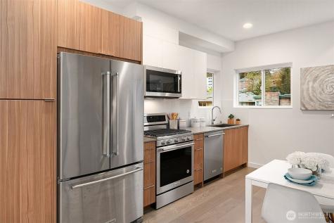 5114 24th Avenue NE Seattle WA 98105
