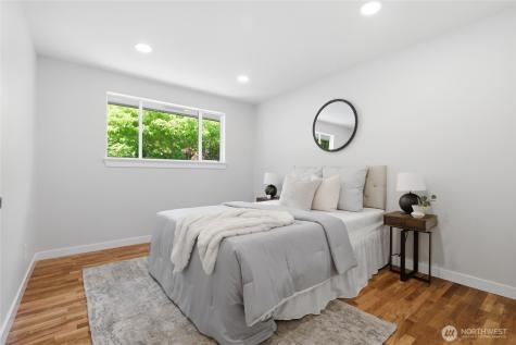 2830 23rd Avenue W Seattle WA 98199
