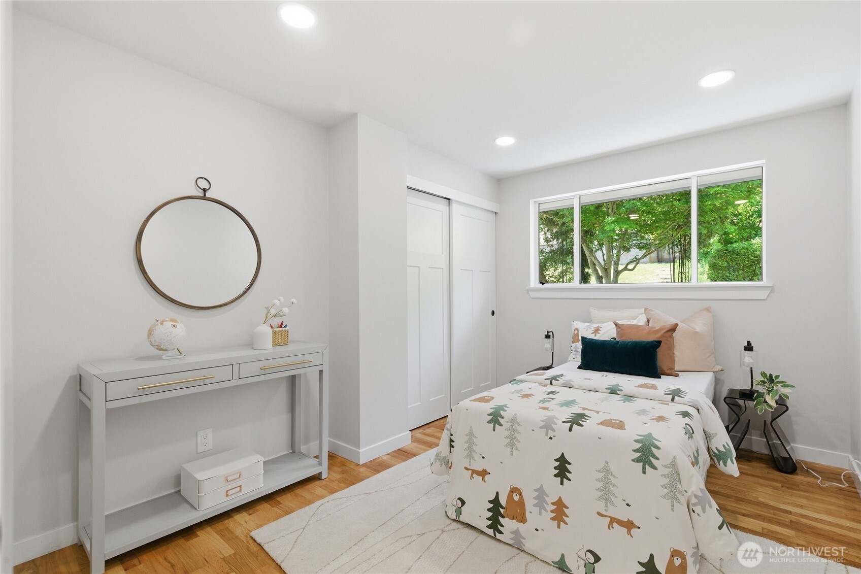 2830 23rd Avenue W Seattle WA 98199
