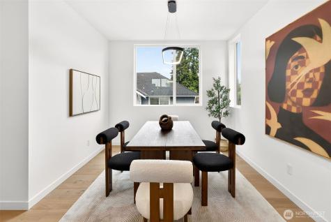 8512 15th Avenue NE Seattle WA 98115