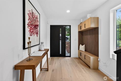 8512 15th Avenue NE Seattle WA 98115