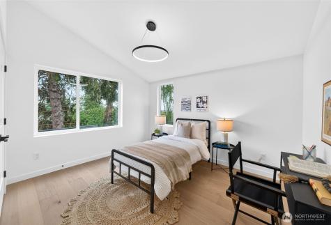 8512 15th Avenue NE Seattle WA 98115