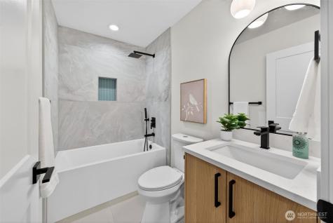 8512 15th Avenue NE Seattle WA 98115