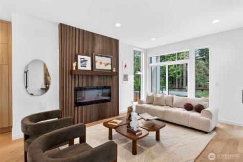 8512 15th Avenue NE Seattle WA 98115