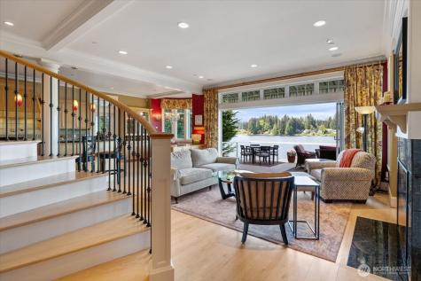 17319 191st Avenue NE Woodinville WA 98072