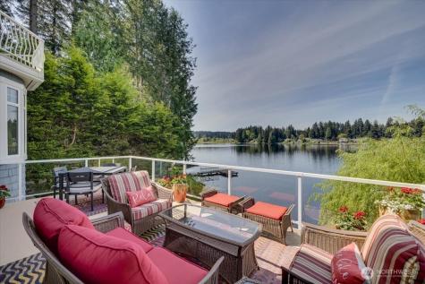 17319 191st Avenue NE Woodinville WA 98072