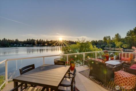 17319 191st Avenue NE Woodinville WA 98072