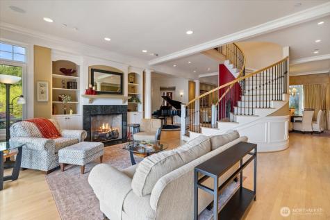 17319 191st Avenue NE Woodinville WA 98072