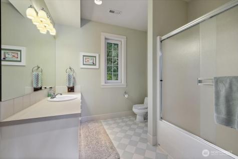 17319 191st Avenue NE Woodinville WA 98072
