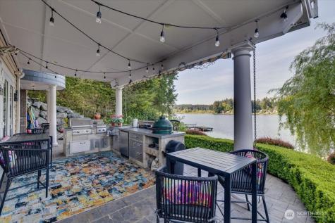 17319 191st Avenue NE Woodinville WA 98072