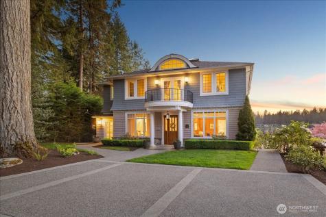 17319 191st Avenue NE Woodinville WA 98072
