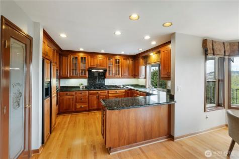 11618 Jennifer Court E Puyallup WA 98374