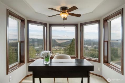 11618 Jennifer Court E Puyallup WA 98374