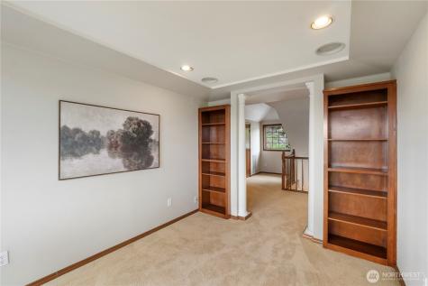 11618 Jennifer Court E Puyallup WA 98374