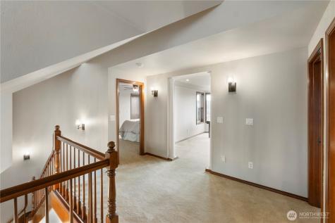 11618 Jennifer Court E Puyallup WA 98374