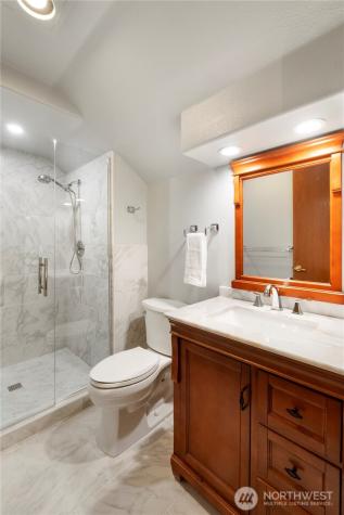 11618 Jennifer Court E Puyallup WA 98374