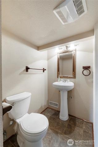 11618 Jennifer Court E Puyallup WA 98374