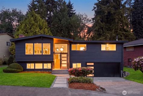 1547 NE Brockman Place Seattle WA 98125