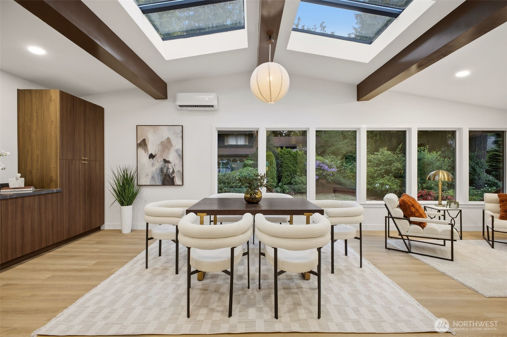 1547 NE Brockman Place Seattle WA 98125