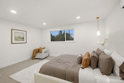 1547 NE Brockman Place Seattle WA 98125