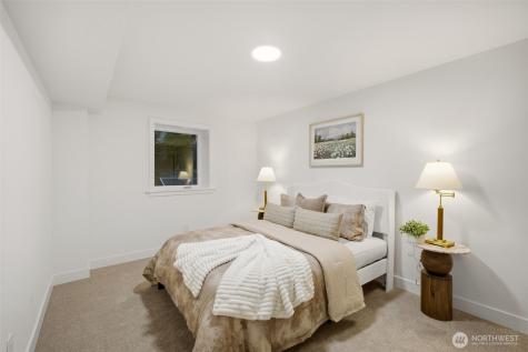 1547 NE Brockman Place Seattle WA 98125