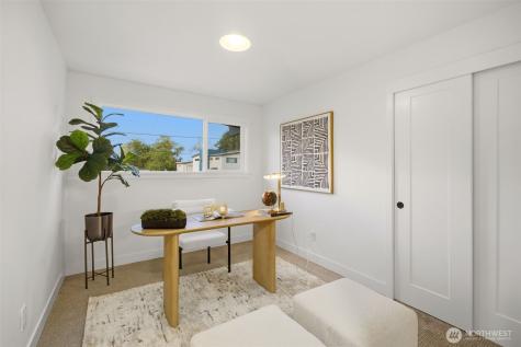 1547 NE Brockman Place Seattle WA 98125