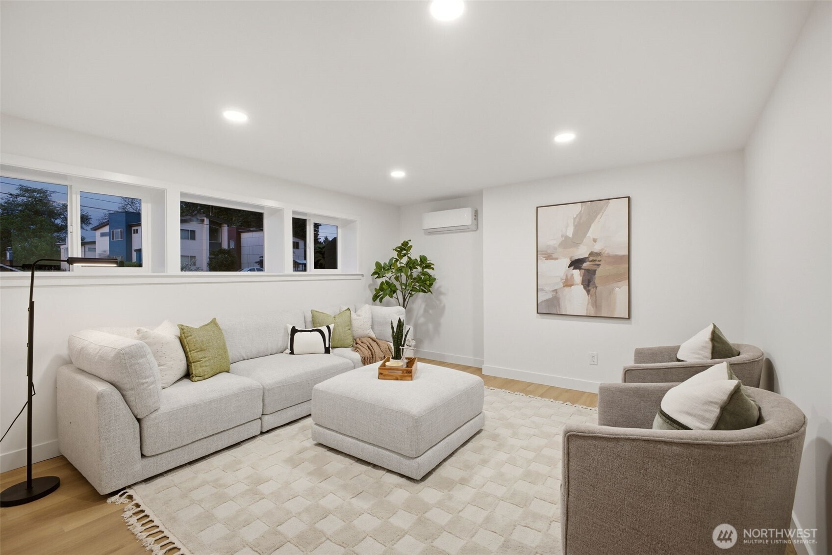 1547 NE Brockman Place Seattle WA 98125