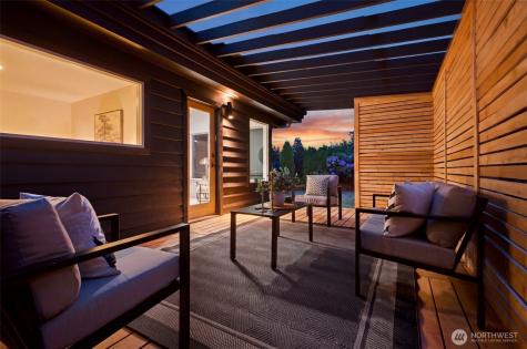 1547 NE Brockman Place Seattle WA 98125