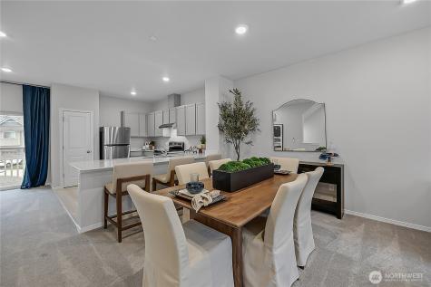 34140 Emerald Ridge Avenue SE Black Diamond WA 98010