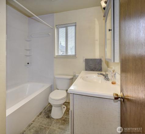 2707 18th Street Everett WA 98201