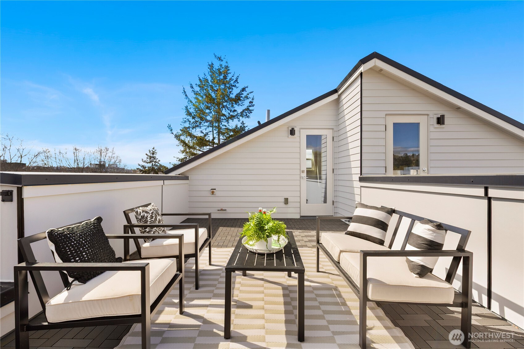 5515 9th Avenue NW Seattle WA 98107