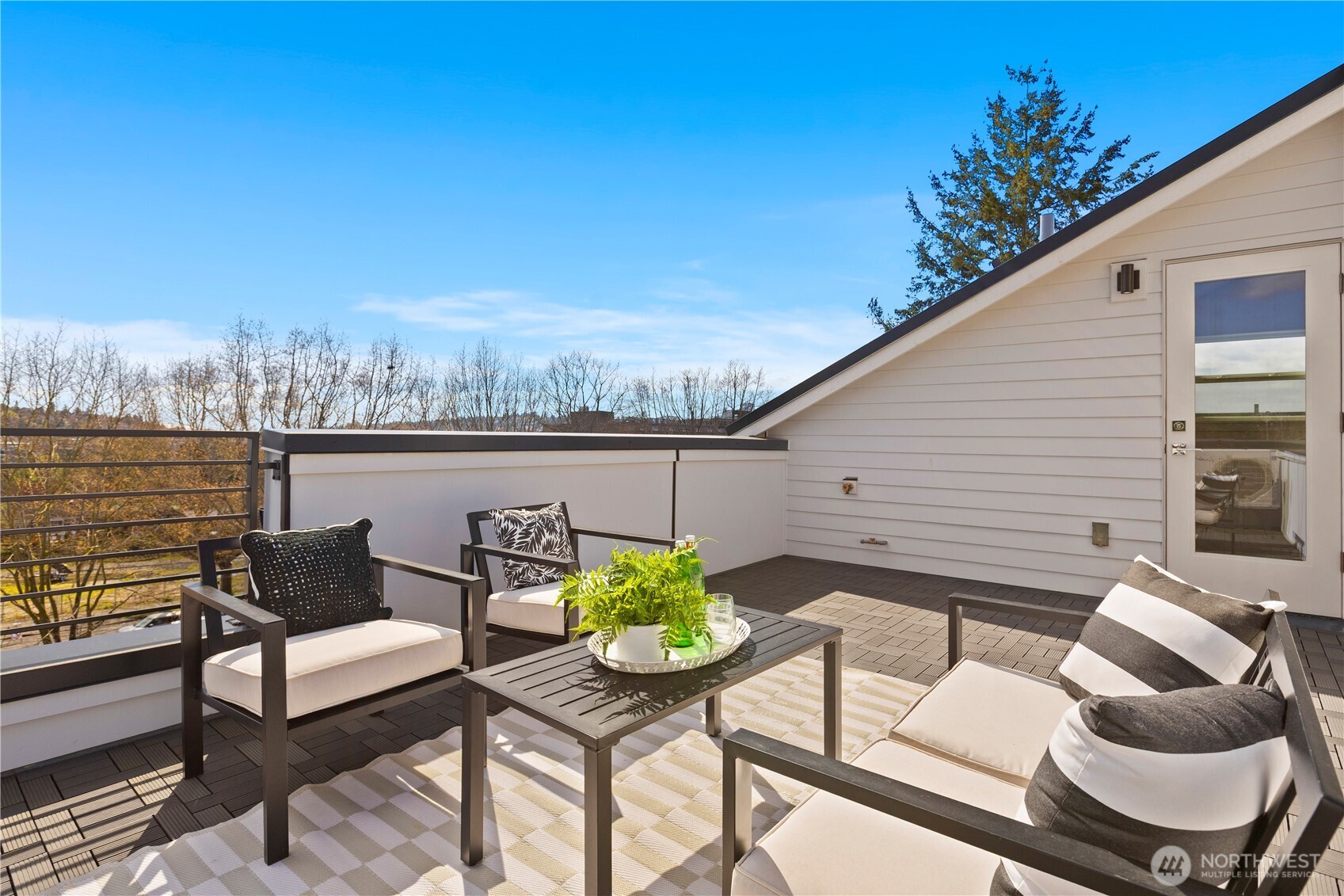 5515 9th Avenue NW Seattle WA 98107