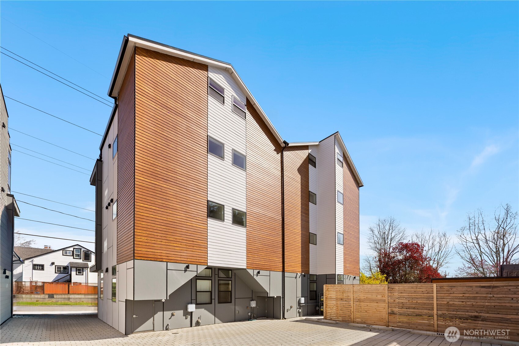 5515 9th Avenue NW Seattle WA 98107