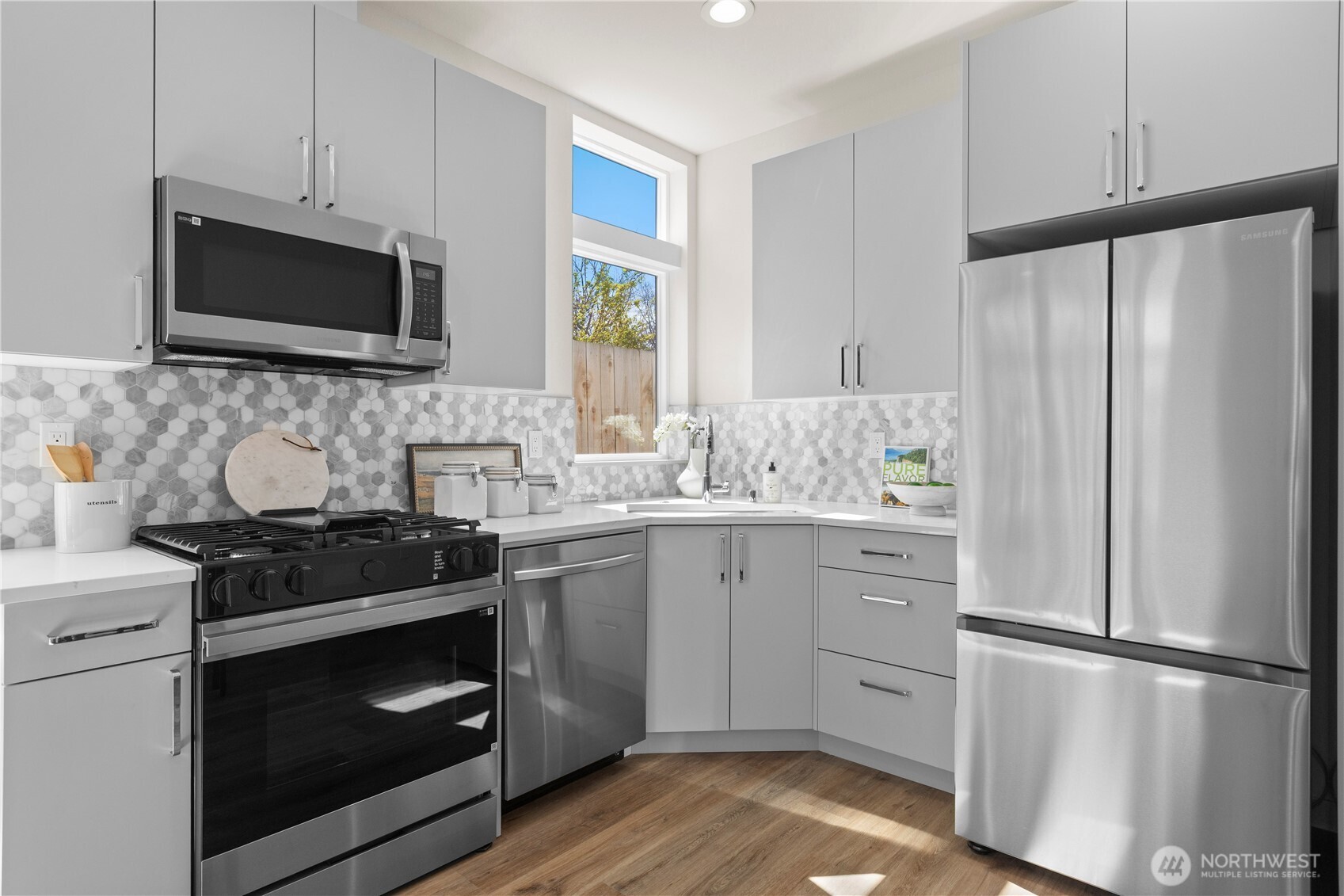 5515 9th Avenue NW Seattle WA 98107