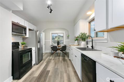 4822 S L Street Tacoma WA 98408