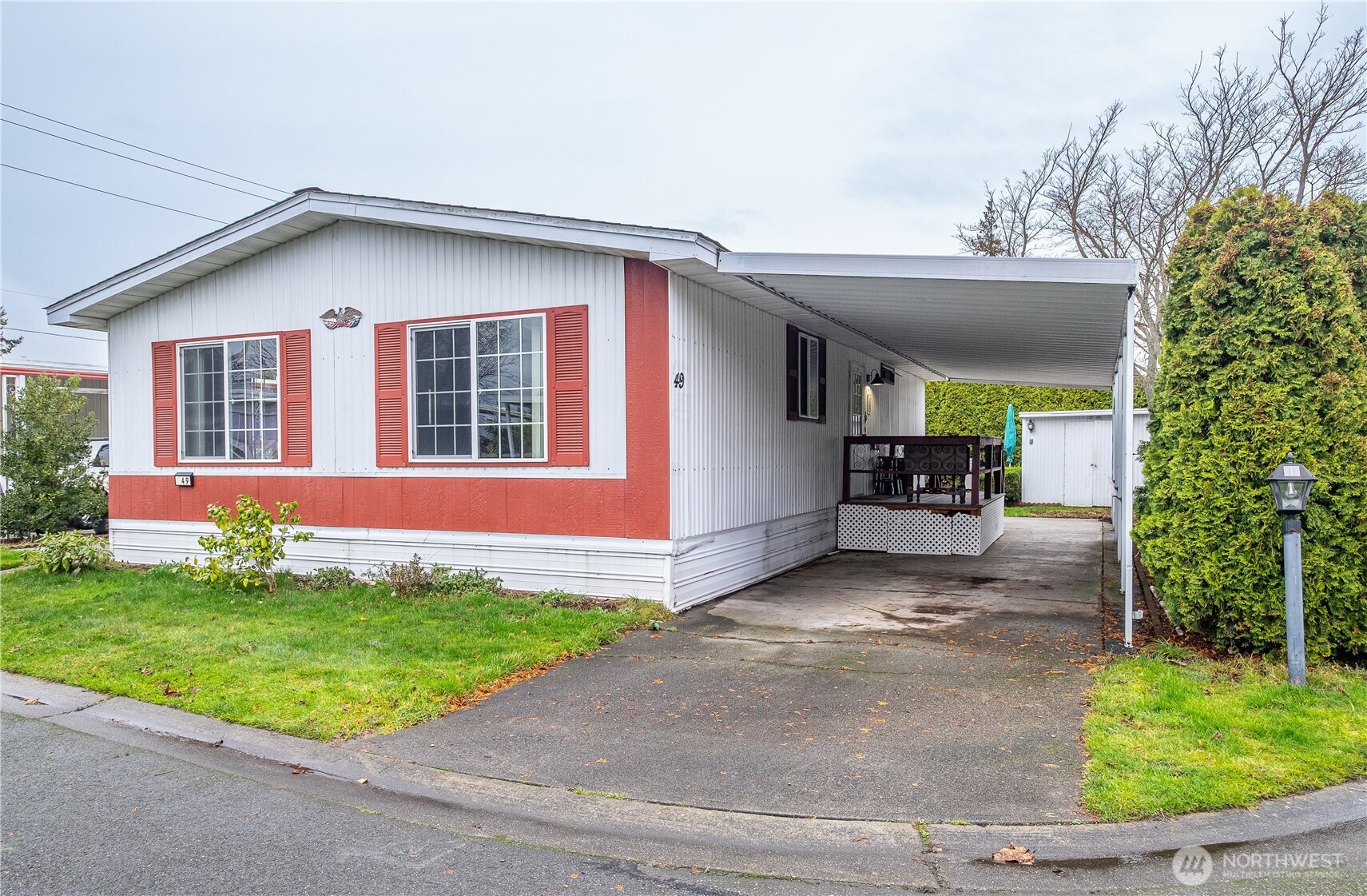 225 NE Ernst Oak Harbor WA 98277
