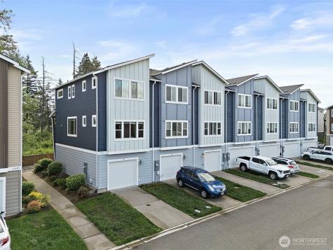 17411 118th Avenue Ct E Puyallup WA 98374