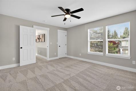 24216 237th Way SE Maple Valley WA 98038