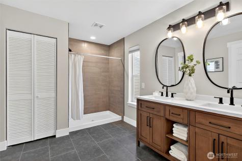 24216 237th Way SE Maple Valley WA 98038
