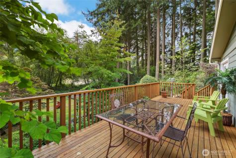 11116 Matthews Way Anderson Island WA 98303