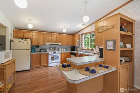 11116 Matthews Way Anderson Island WA 98303