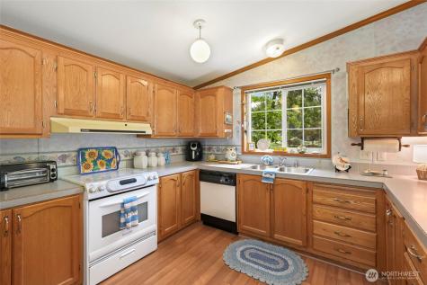 11116 Matthews Way Anderson Island WA 98303