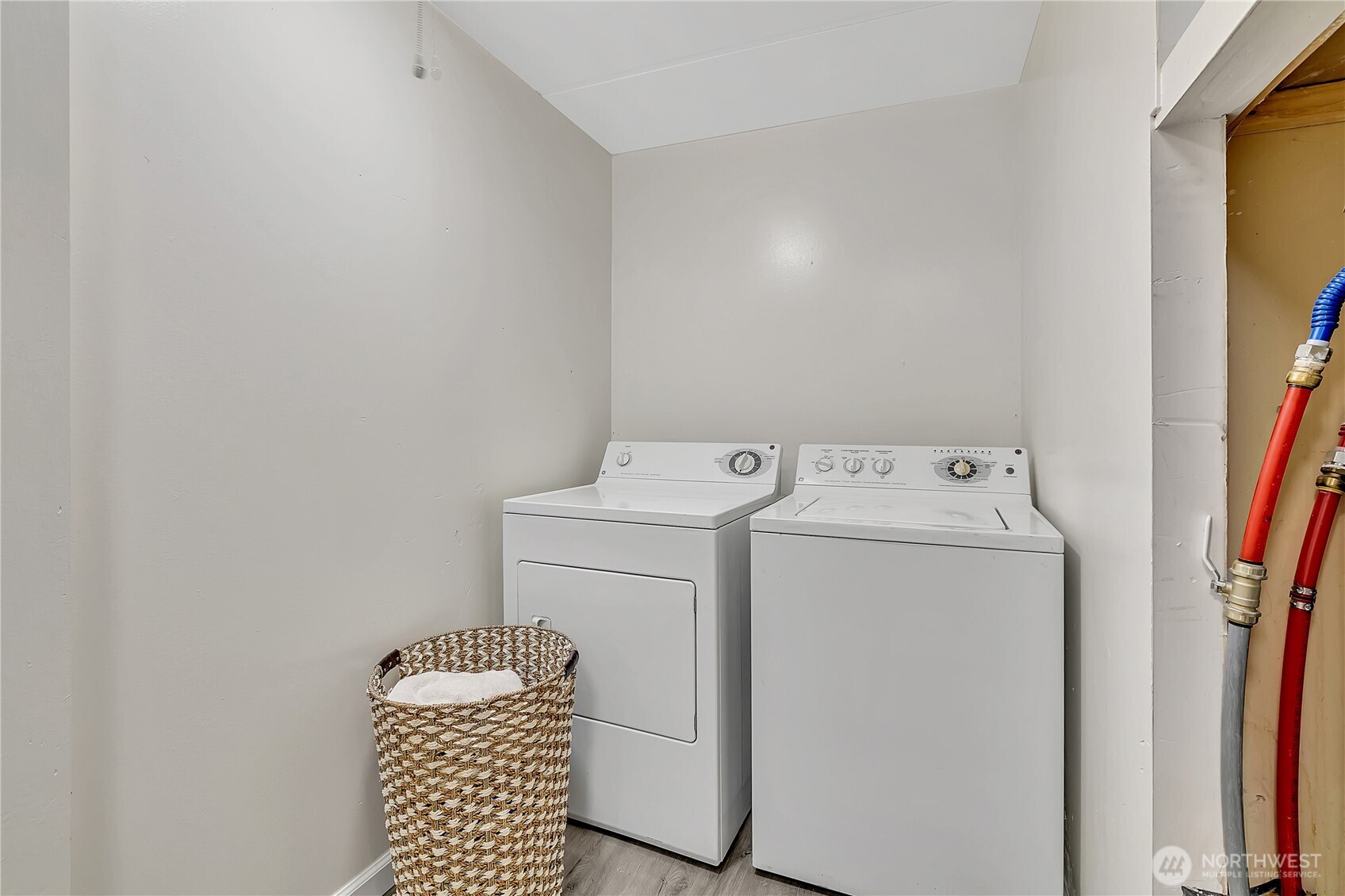 22111 108th Avenue SE Kent WA 98031