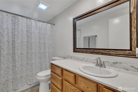 22111 108th Avenue SE Kent WA 98031
