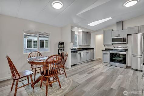 22111 108th Avenue SE Kent WA 98031