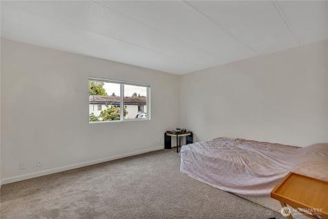22111 108th Avenue SE Kent WA 98031