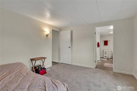22111 108th Avenue SE Kent WA 98031