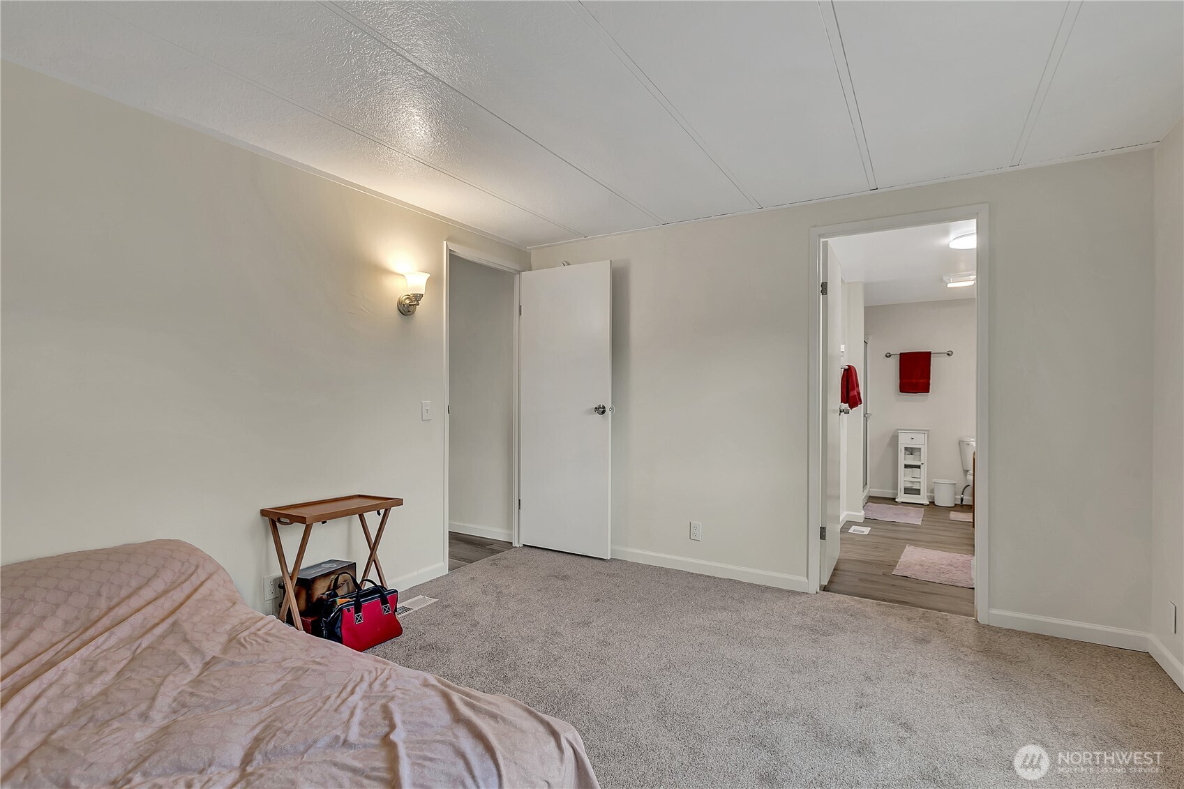 22111 108th Avenue SE Kent WA 98031